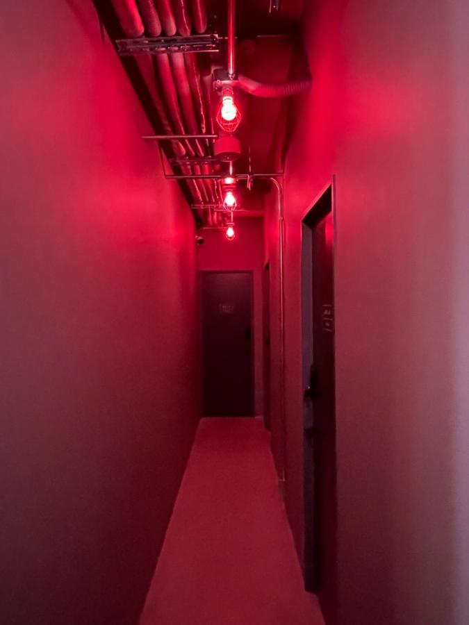 Red Submarine Hotel คุเระ ภายนอก รูปภาพ